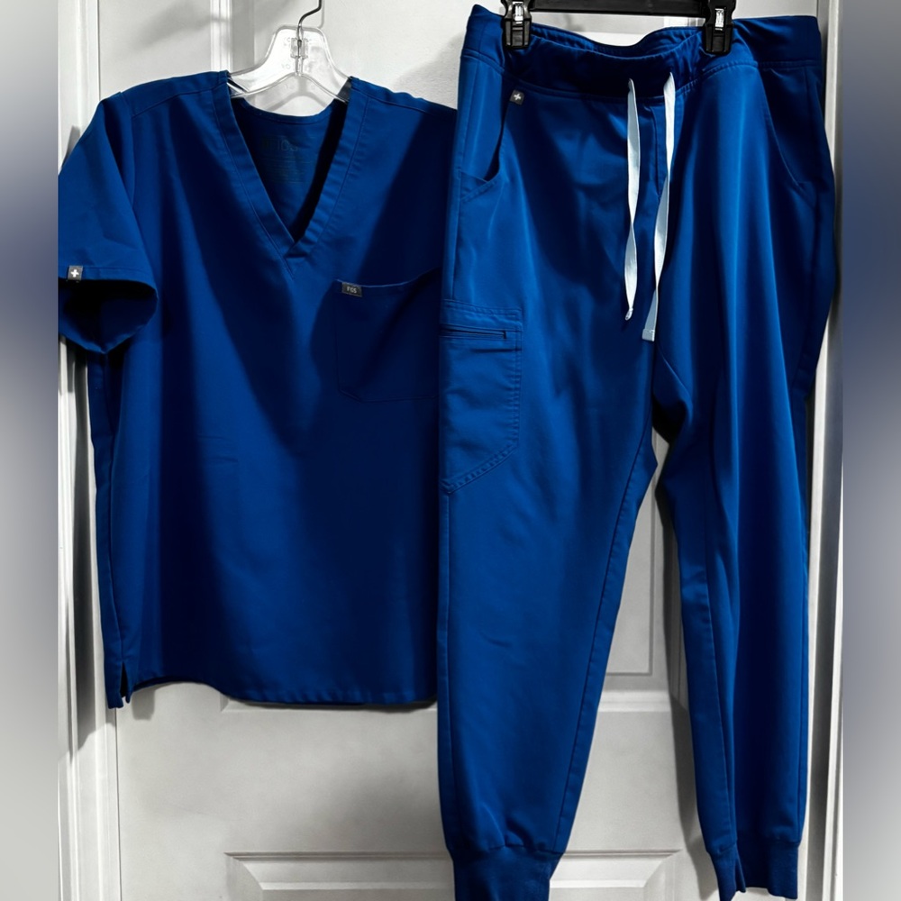 Figs Blue Scrub Set